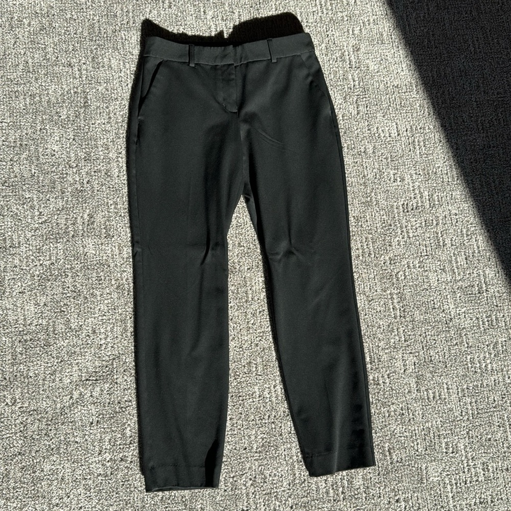 EXPRESS COLUMNIST ANKLE MID RISE SIZE 6R BLACK TROUSERS